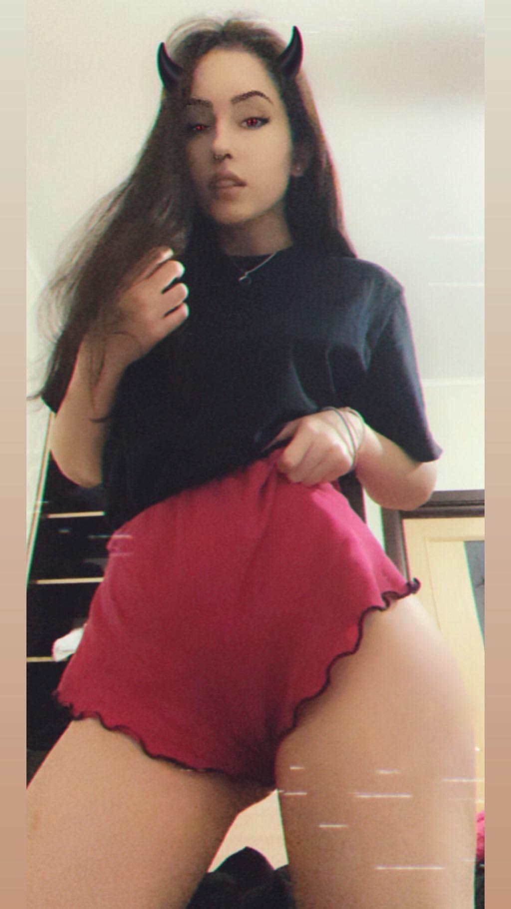 Anastasia Mut Booty Selfies Onlyfans Set Leaked