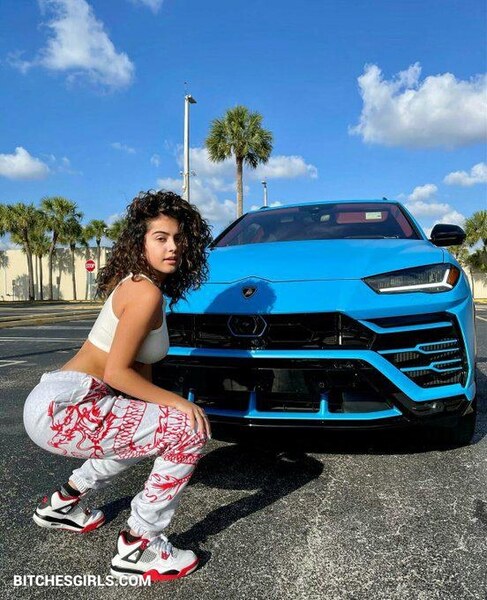 Malu Trevejo nude celebrity. Sexy paid onlyfans leaked videos