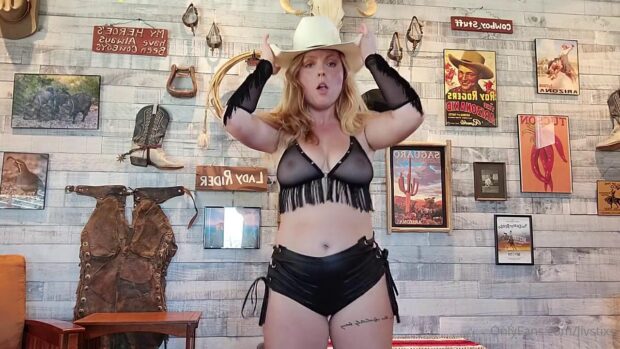 livstixs nude cowgirl dancing onlyfans video leaked TJQHKN