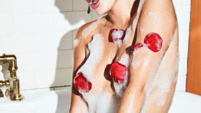 bella thorne nude topless bath onlyfans set leaked CZMEDV