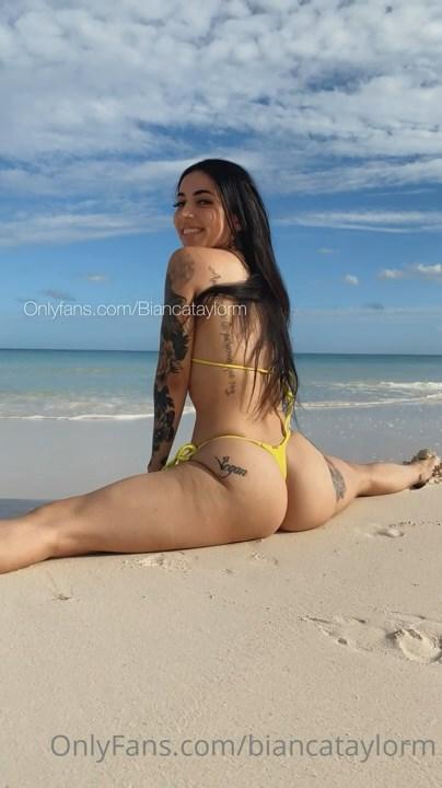 bianca taylor beach thong bikini onlyfans video leaked LOMYVD