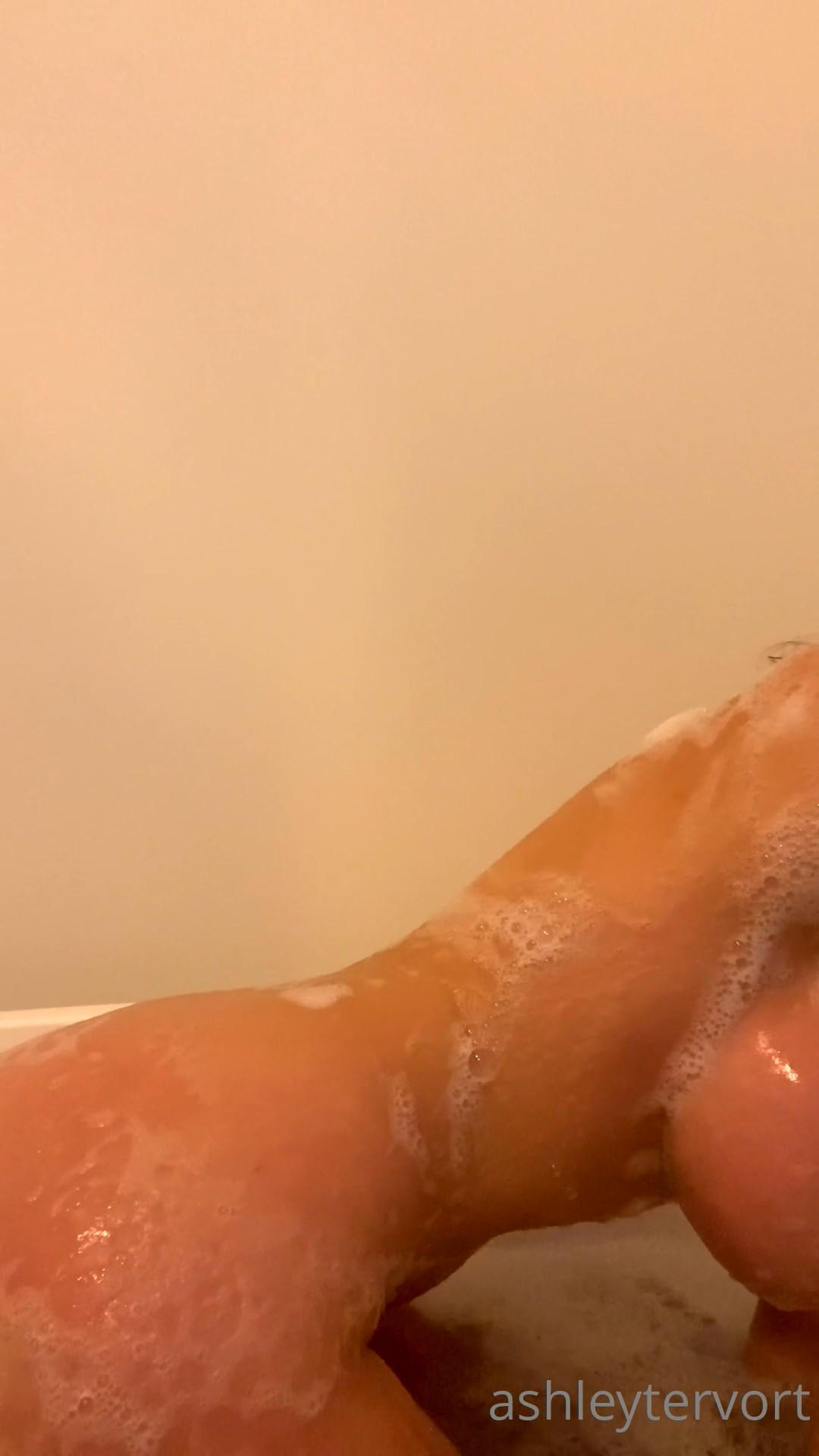 ashley tervort nude bath wash onlyfans video leaked VSJMUW