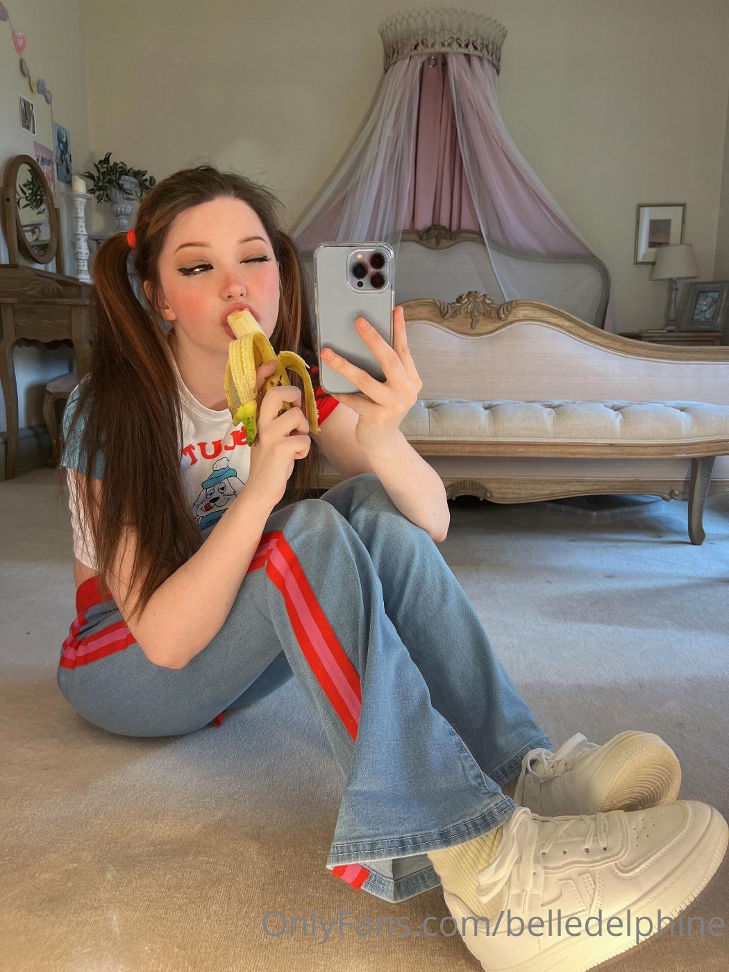 belle delphine casual outfit onlyfans set leaked OTTLWB