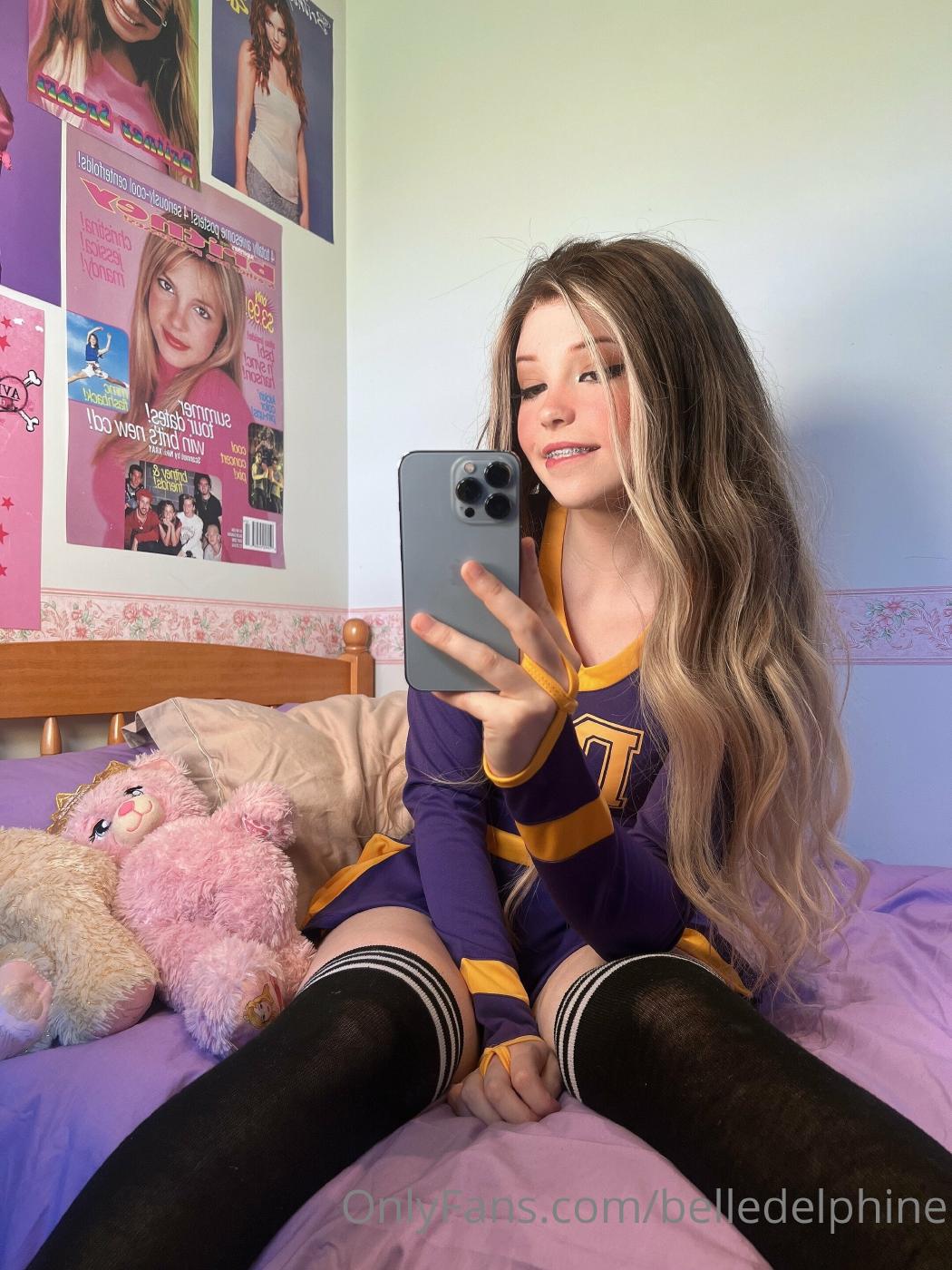 belle delphine cheerleader outfit onlyfans set leaked CQIENC