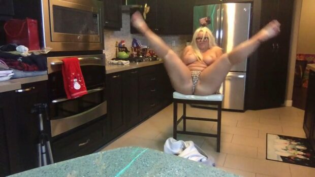 trisha paytas nude kitchen striptease onlyfans video leaked JTXFFL