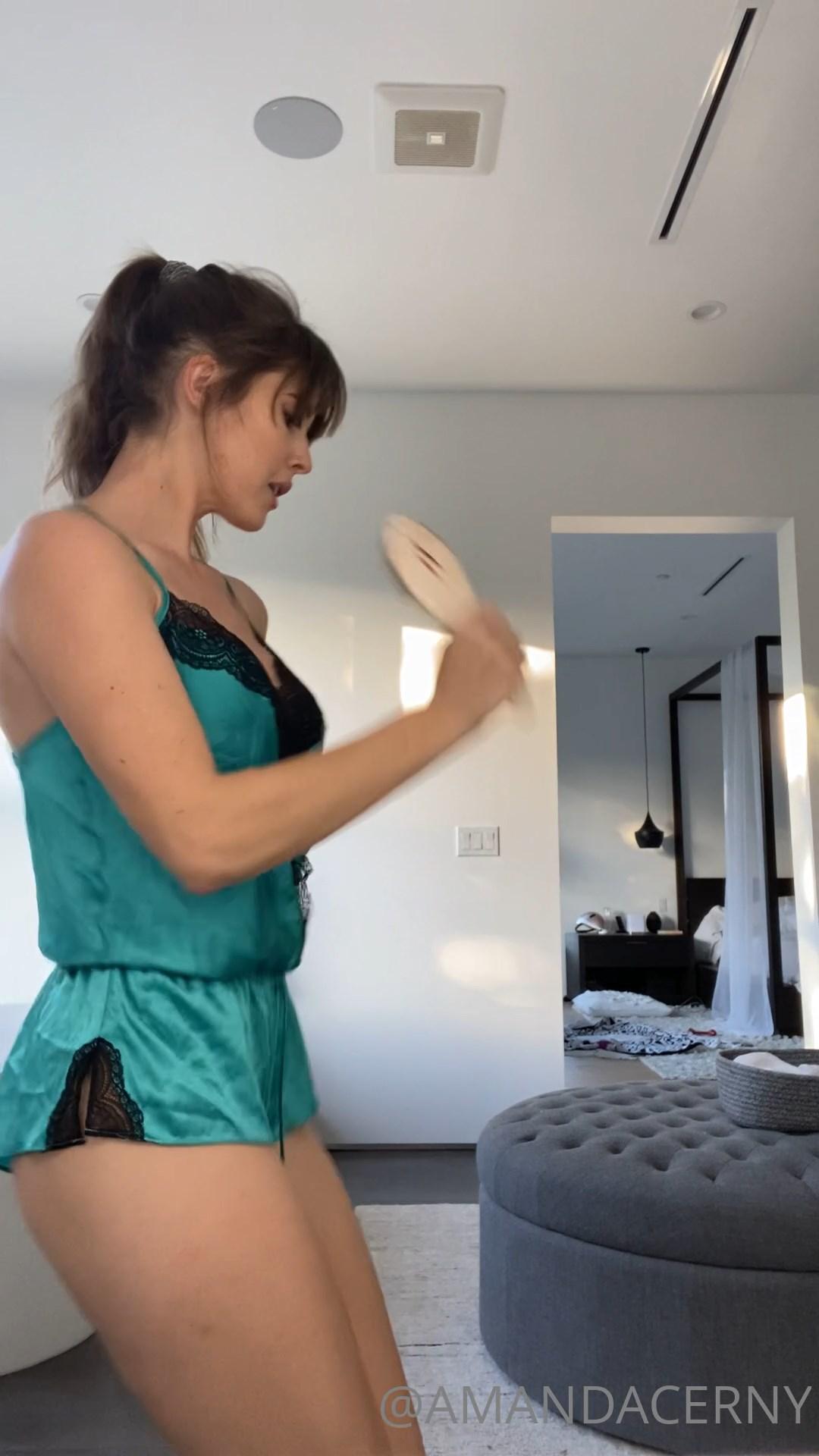 amanda cerny sexy camisole dance onlyfans video leaked ZDZWVE