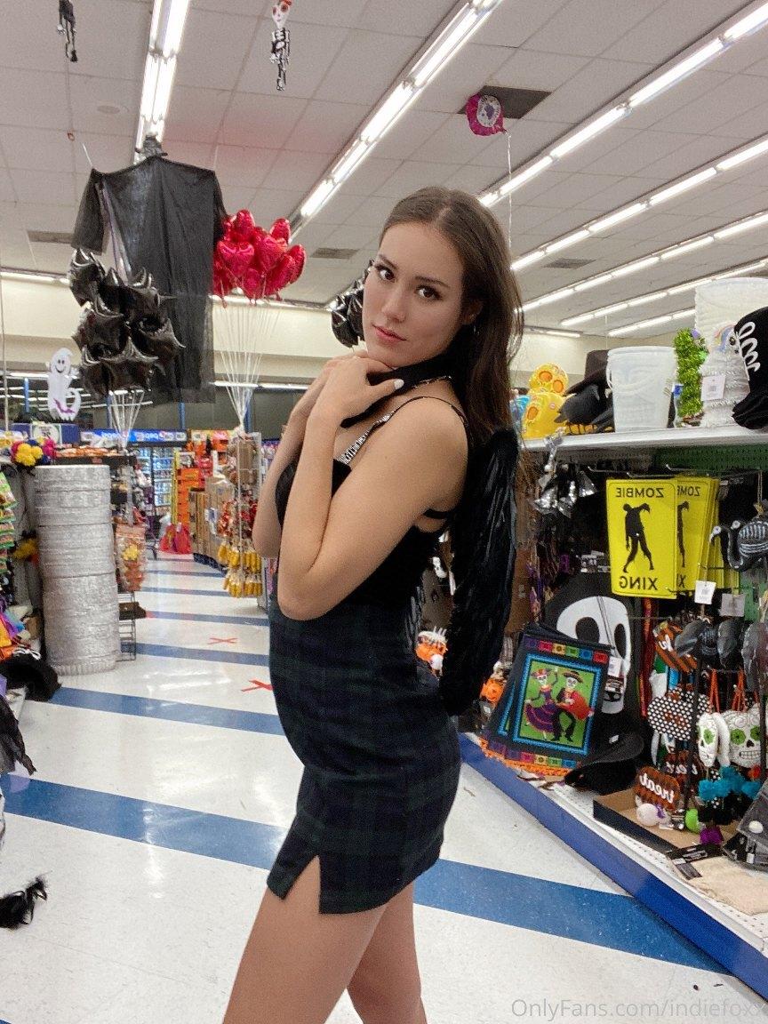 indiefoxx sexy dress skirt selfies onlyfans set leaked KFEIZY