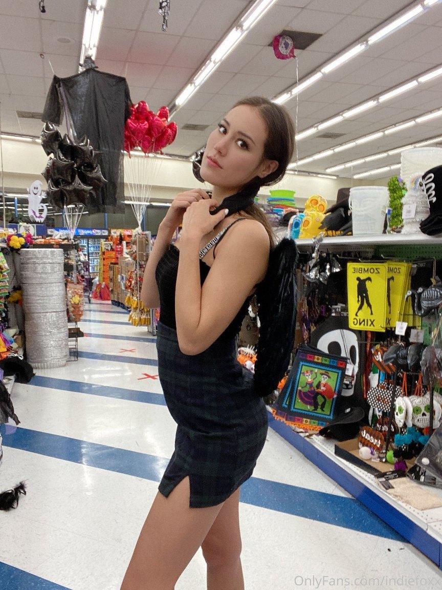 indiefoxx sexy dress skirt selfies onlyfans set leaked WWCIQH